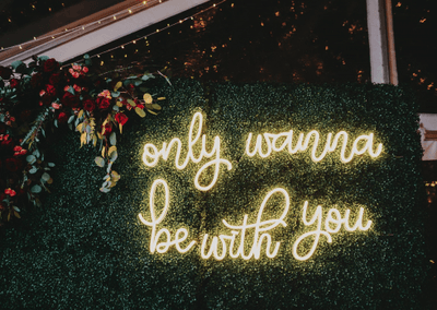 Why You Need a Neon Sign Decor at Your Party?