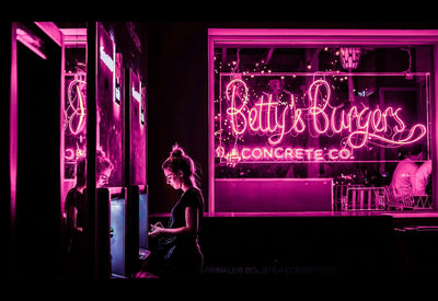 How to Choose the Right LED Neon Signs for Your Business Branding?