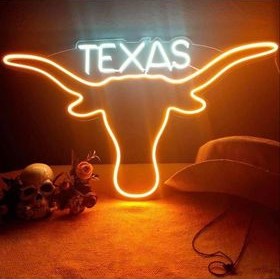 Hoods Bar & Texas | LED Neon Sign