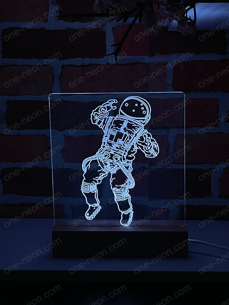 Astronaut - 3D Illusion Night Light Desk Lamp