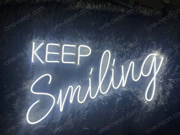 Keep Smiling | LED Neon Sign